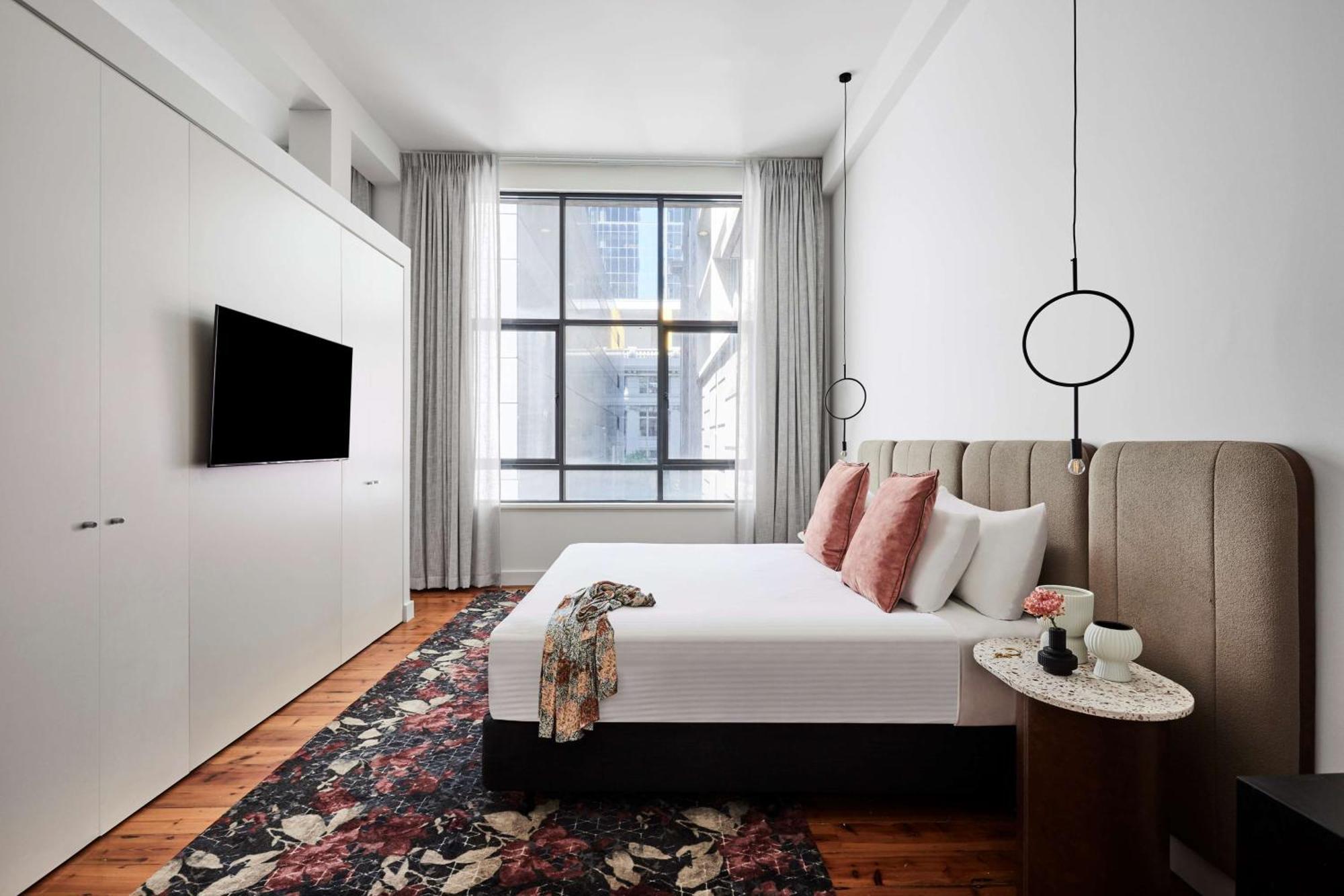 Aparthotel Adina Flinders Street 4*